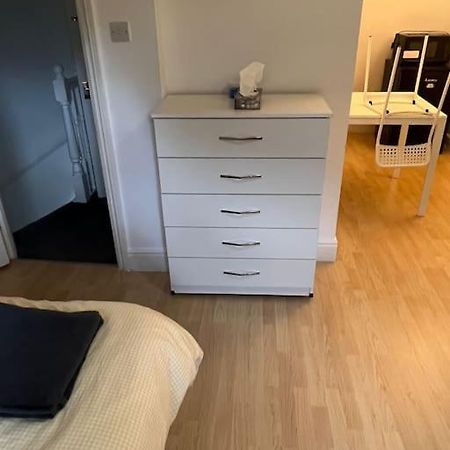 001- Lovely 3-Bedroom Very Close To Oxford Street London Eksteriør billede