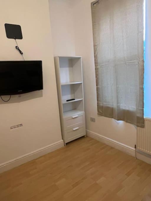 001- Lovely 3-Bedroom Very Close To Oxford Street London Eksteriør billede