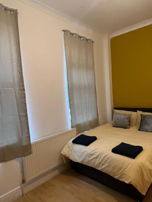 001- Lovely 3-Bedroom Very Close To Oxford Street London Eksteriør billede