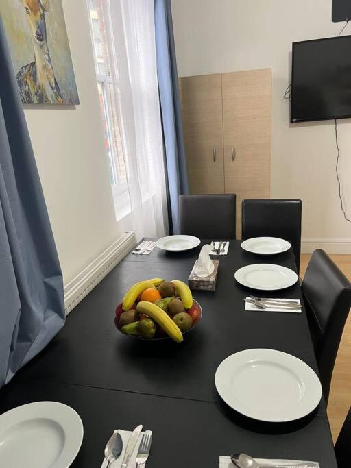 001- Lovely 3-Bedroom Very Close To Oxford Street London Eksteriør billede